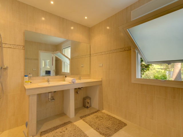 Villa avec 4 Chambres  à La Cala Golf