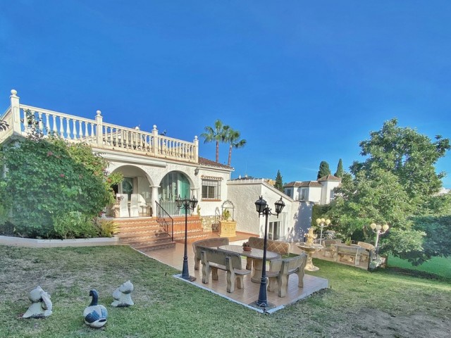 Villa, Marbella, R4553383