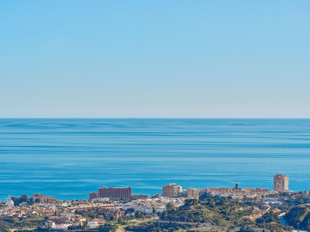  Tomt i Benalmadena