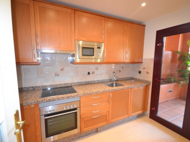 Townhouse, The Golden Mile, R2269028