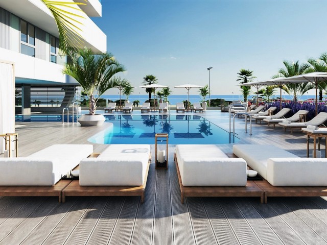 Ático con 4 Dormitorios  en Málaga