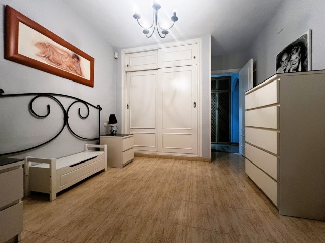 2 Sovrums Lägenhet i Calahonda