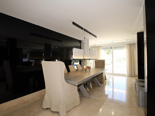 Villa avec 6 Chambres  à Las Brisas