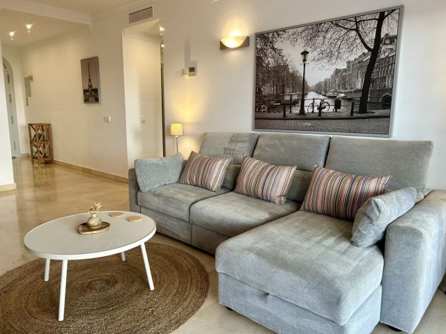 Lägenhet, Nueva Andalucia, R4573291