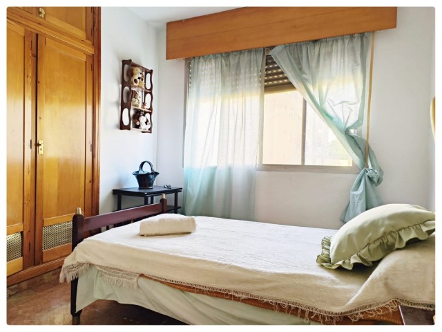 Apartamento con 3 Dormitorios  en Playamar