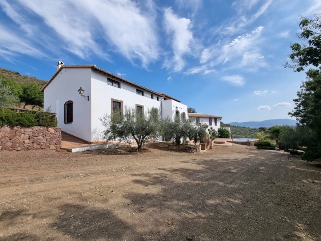 Villa avec 15 Chambres  à Málaga
