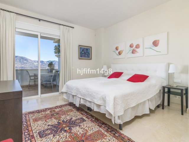 5 Bedrooms Apartment in La Cala Golf