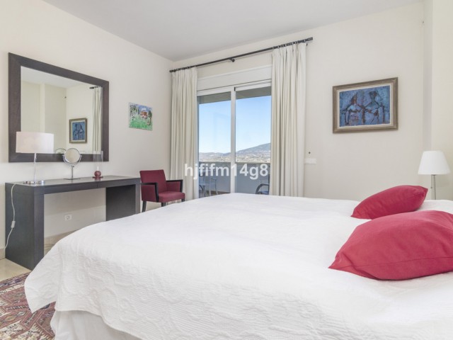 5 Bedrooms Apartment in La Cala Golf