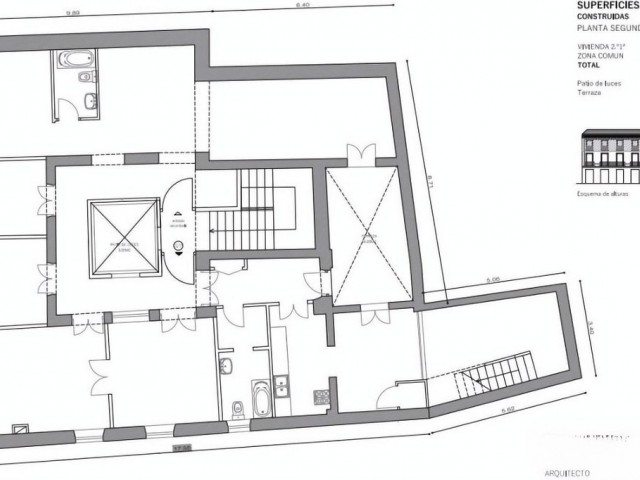 Commercial avec 12 Chambres  à Málaga Centro