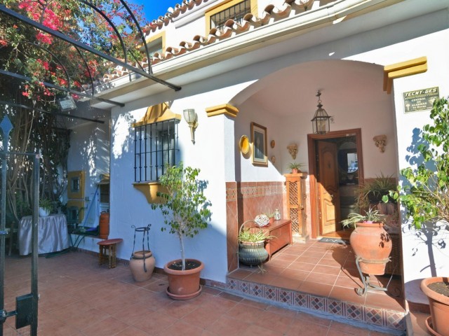 5 Soveroms Villa i Mijas