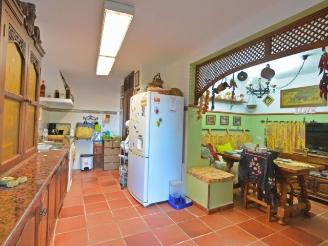 5 Soveroms Villa i Mijas