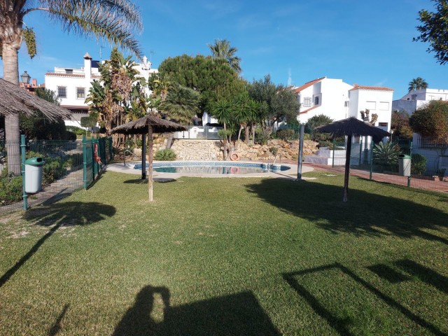 3 Slaapkamer Rijtjeshuis in Casares Playa