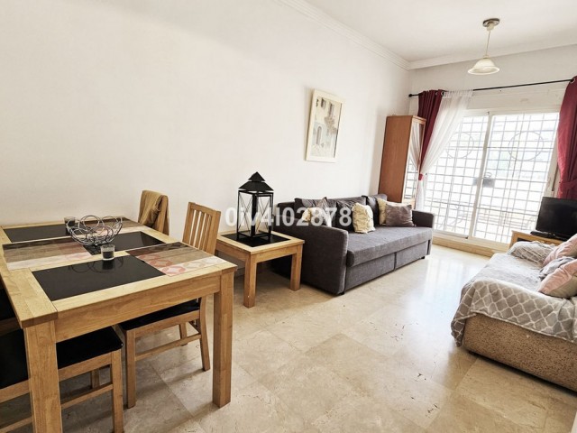 Apartment, Benalmadena Costa, R4399261