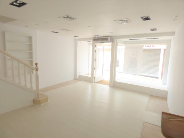 2 Schlafzimmer Reihenhaus in Marbella