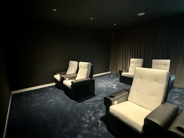 Villa con 5 Dormitorios  en The Golden Mile