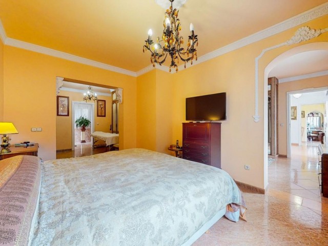 4 Schlafzimmer Villa in Torremuelle