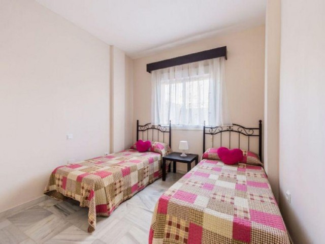 Apartment, Marbella, R4556407