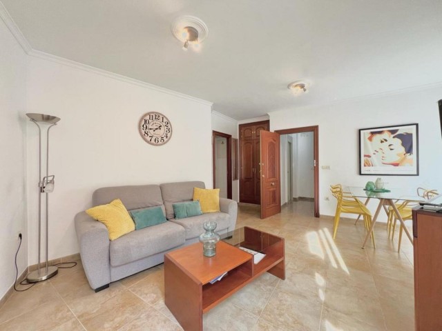 Apartment, Fuengirola, R4585357