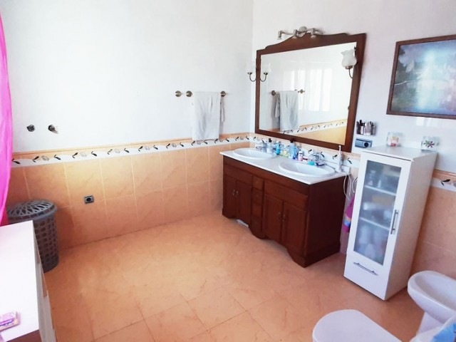 3 Sovrums Villa i Alhaurín el Grande