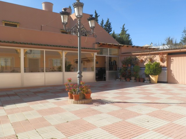 Commercieel in Benahavís