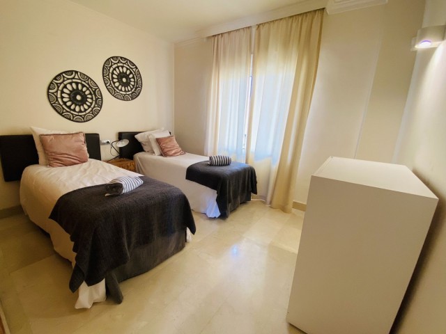 2 Makuuhuoneen Huoneisto Nueva Andalucía