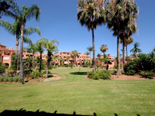 Appartement, Hacienda del Sol, R4355278