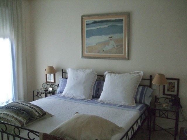 Apartment, Marbella, R4603540