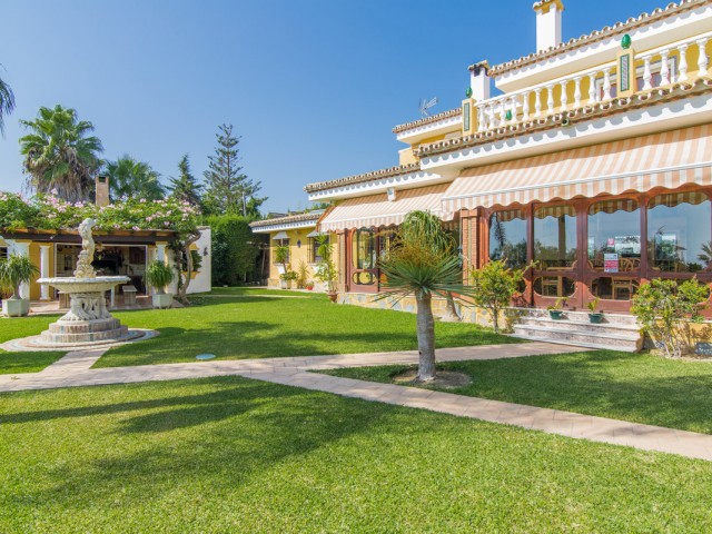 Villa avec 7 Chambres  à El Padron
