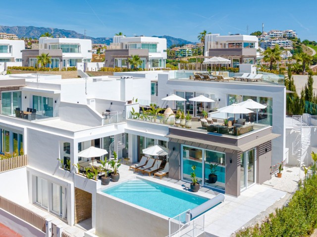Villa con 9 Dormitorios  en Riviera del Sol