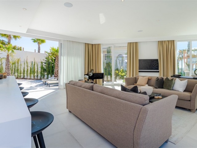 Villa, Riviera del Sol, R4606627