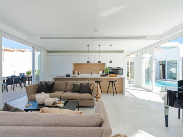 9 Slaapkamer Villa in Riviera del Sol