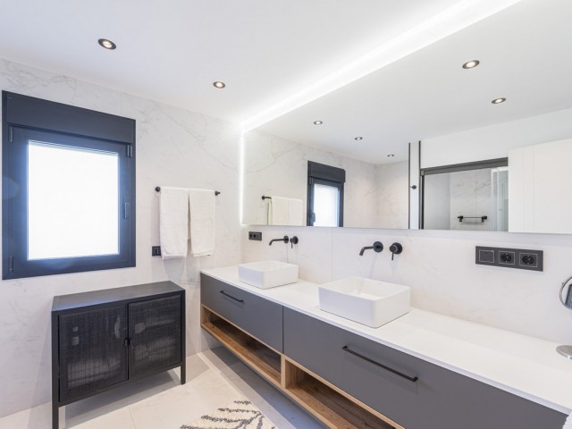 Villa avec 5 Chambres  à El Rosario