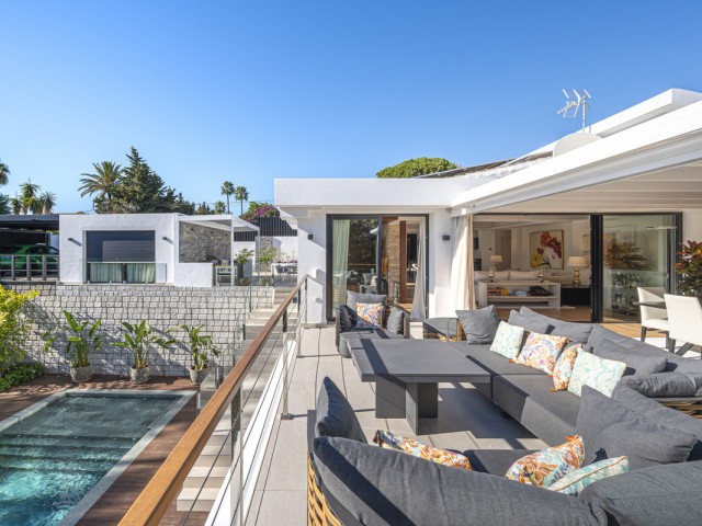 5 Slaapkamer Villa in El Rosario