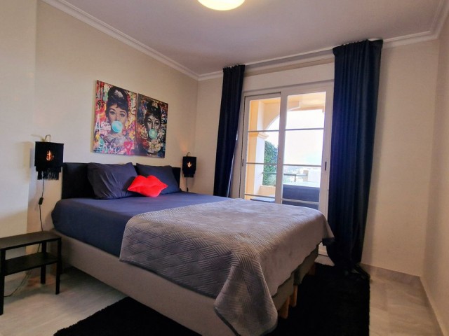 Apartamento con 2 Dormitorios  en Nueva Andalucía