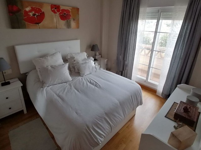Adosado con 4 Dormitorios  en Fuengirola