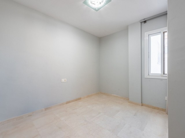 Apartment, Fuengirola, R4618618