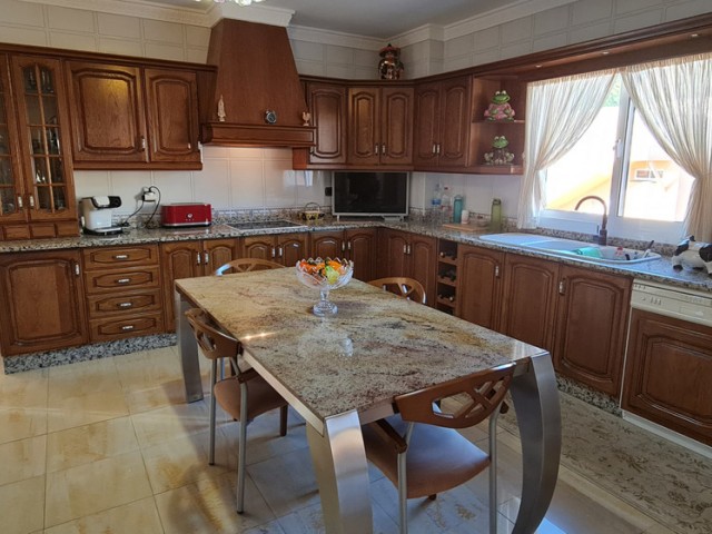 5 Schlafzimmer Villa in El Faro