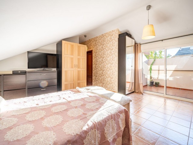 4 Bedrooms Townhouse in Fuengirola