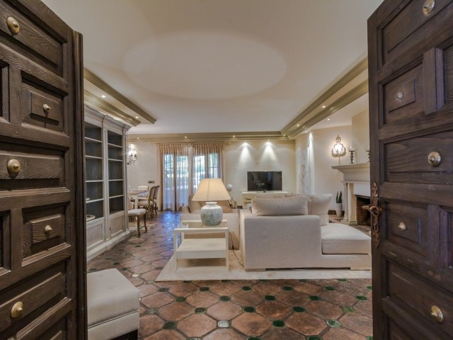 4 Schlafzimmer Villa in Costabella