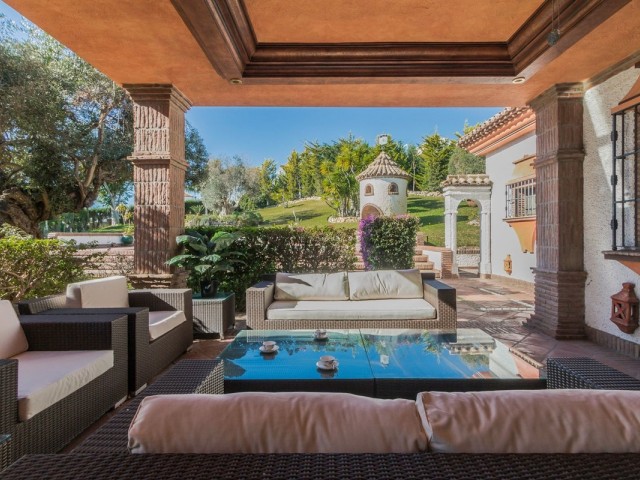 4 Bedrooms Villa in Costabella