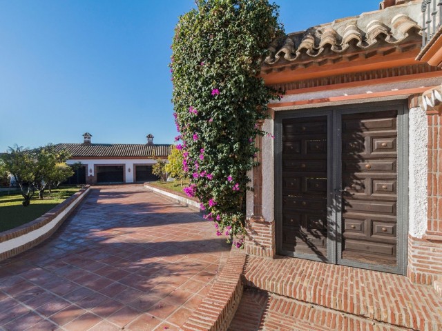4 Schlafzimmer Villa in Costabella