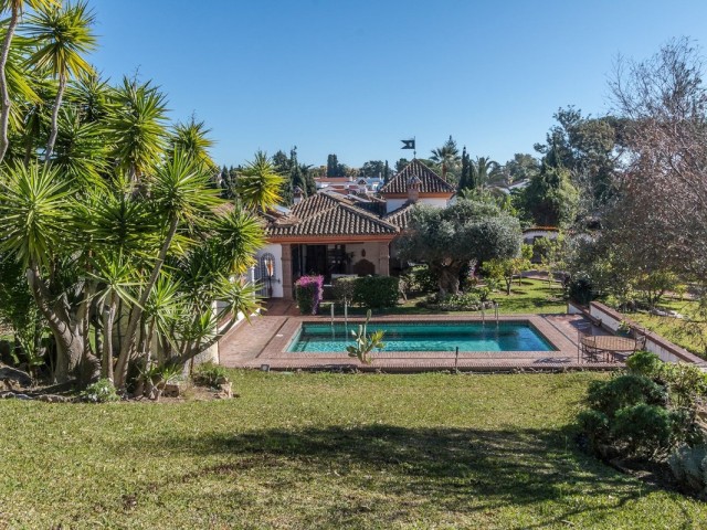 4 Schlafzimmer Villa in Costabella