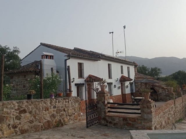 4 Sovrums Villa i Cortes de la Frontera
