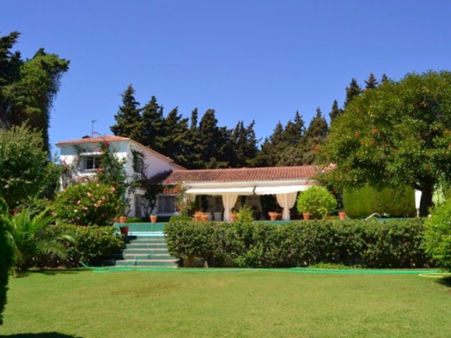 Villa avec 10 Chambres  à Puerto Banús