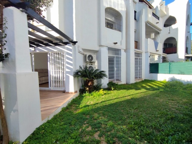 Apartment, Calahonda, R4627633