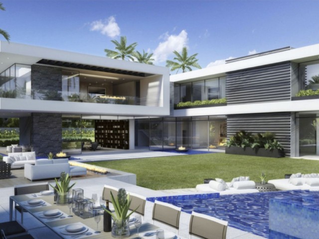 5 Bedrooms Villa in Sotogrande