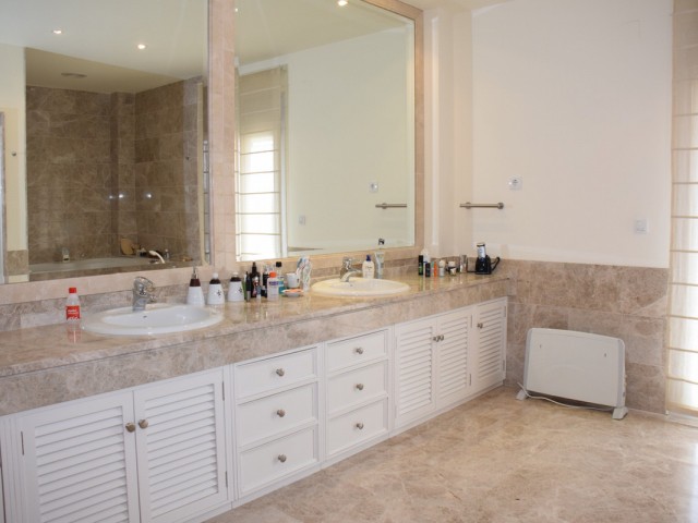 4 Schlafzimmer Villa in Santa Clara