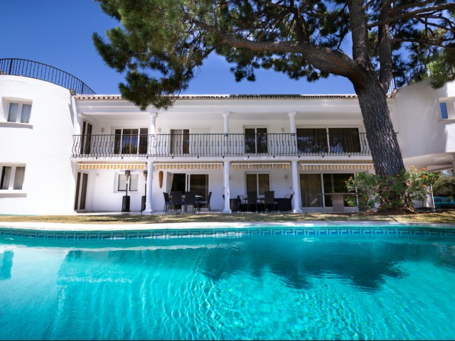 5 Soveroms Villa i Sierra Blanca
