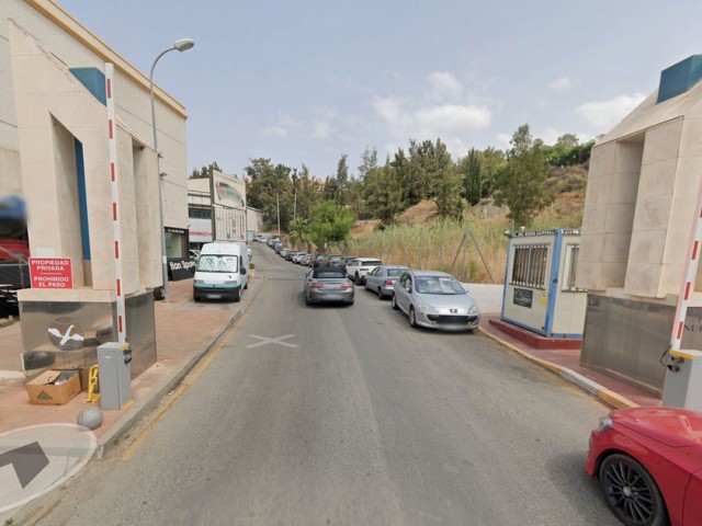 Commercieel in Nueva Andalucía