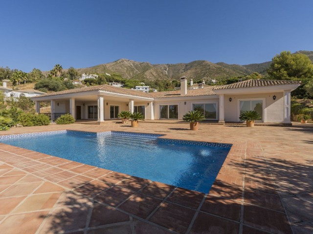 Villa, Valtocado, R3856450